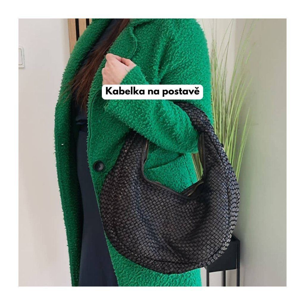 Detail pletené struktury kabelky