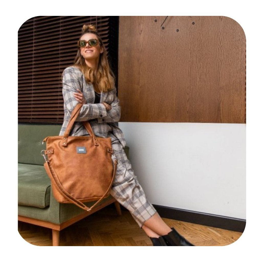 Elegantní hnědá kabelka Mana Mana